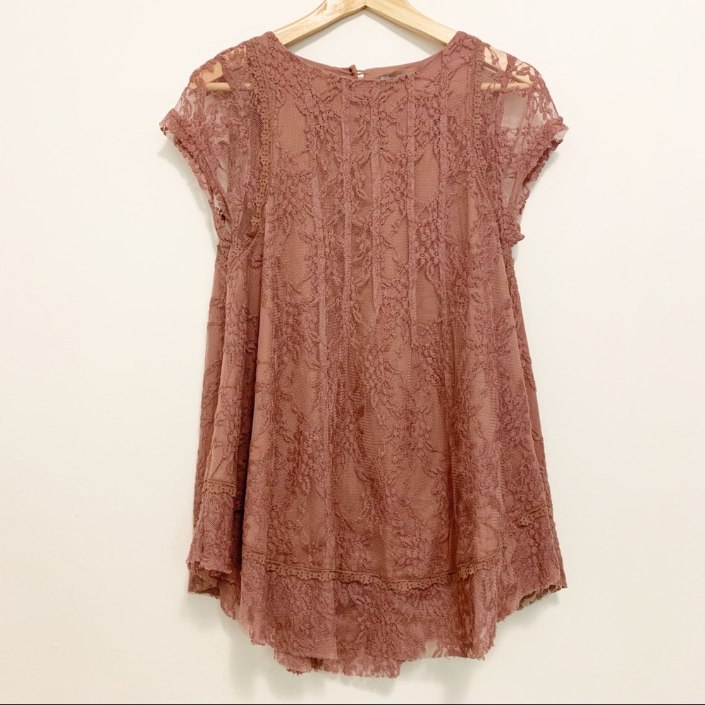 NWT Wishlist Apparel Shear Sleeve Lace Flowy Top S